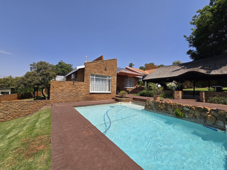 4 Bedroom Property for Sale in Doringkruin North West